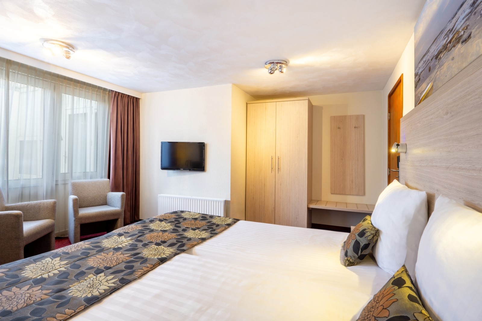 Hotel-de-Vassy-Egmond-standaardkamer03.jpg